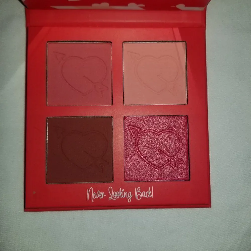 P.Louise Never Looking Back Palette